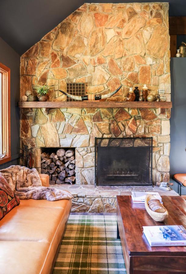 Outland Chalet & Suites Great Smoky Mountains Whittier Extérieur photo