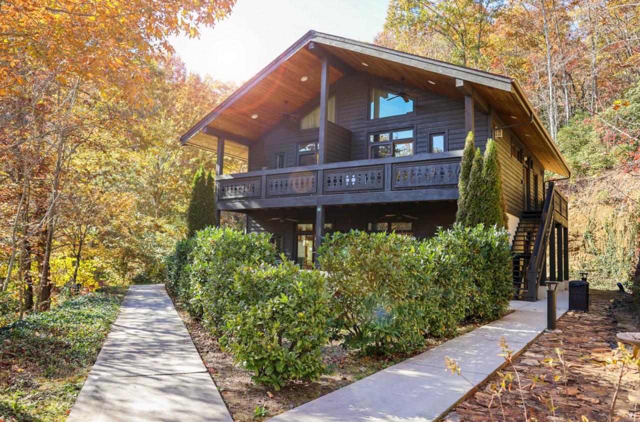 Outland Chalet & Suites Great Smoky Mountains Whittier Extérieur photo